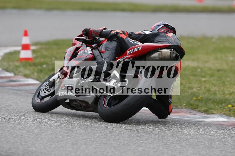 Archiv-2025/08 20.04.2025 Speer Racing ADR/Gruppe gruen/193